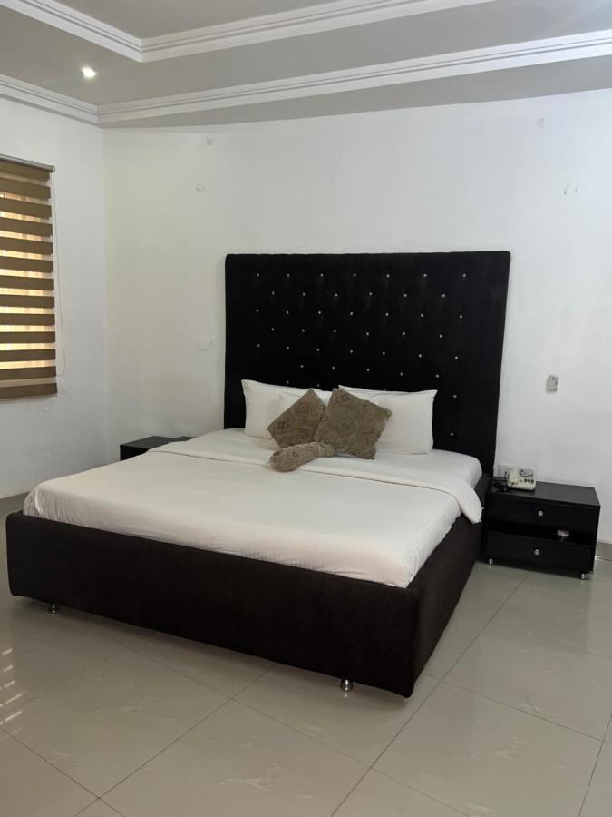 Grand Palazzo Hotel Gwarimpa Абуджа Екстер'єр фото