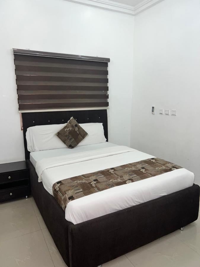 Grand Palazzo Hotel Gwarimpa Абуджа Екстер'єр фото