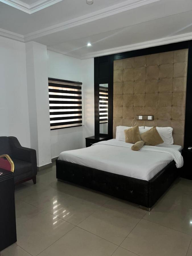 Grand Palazzo Hotel Gwarimpa Абуджа Екстер'єр фото