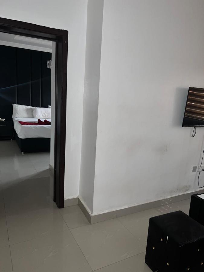 Grand Palazzo Hotel Gwarimpa Абуджа Екстер'єр фото