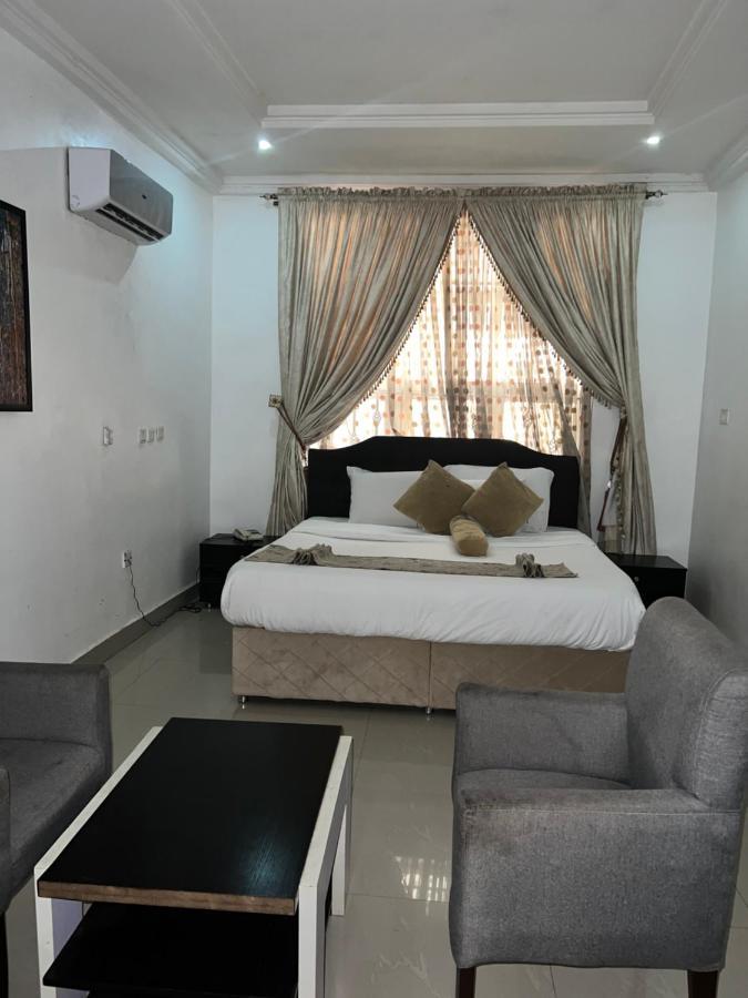Grand Palazzo Hotel Gwarimpa Абуджа Екстер'єр фото