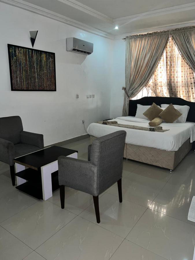 Grand Palazzo Hotel Gwarimpa Абуджа Екстер'єр фото